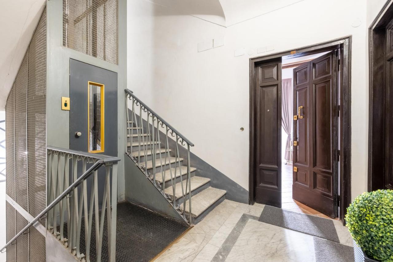 Pantheon House By Varental Рим Экстерьер фото